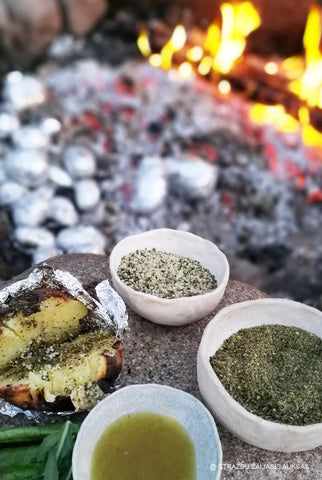 Kanapinė Druska Žemaitiška Spirginė, kanapių druska, kanapiu druska, strazdu zaliasis auksas